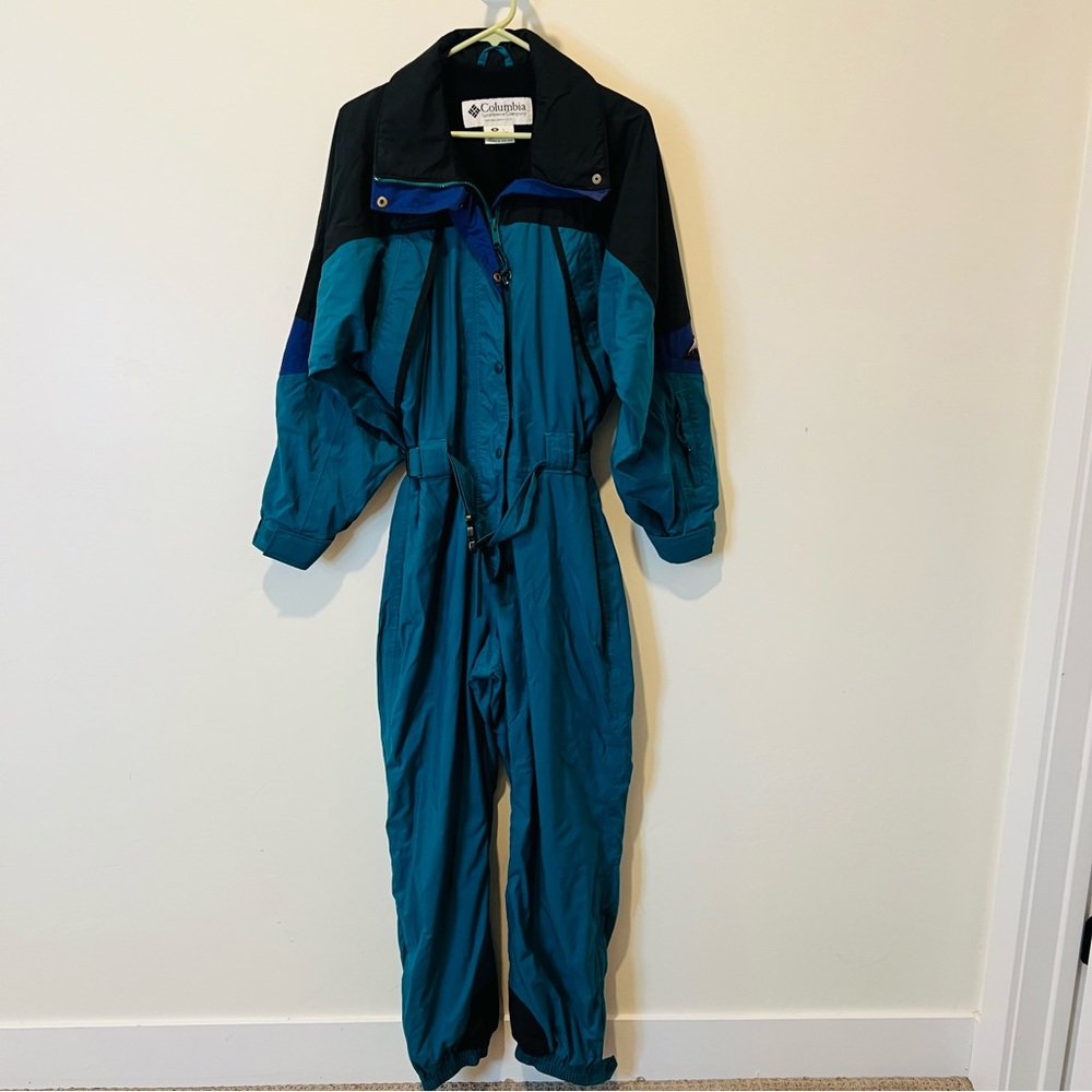 Columbia Women's Teal and Black Ski Jacket